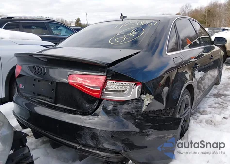 2013 Audi S4 3.0T Premium Plus z USA, uszkodzony, nr VIN WAUMGAFL7DA163164